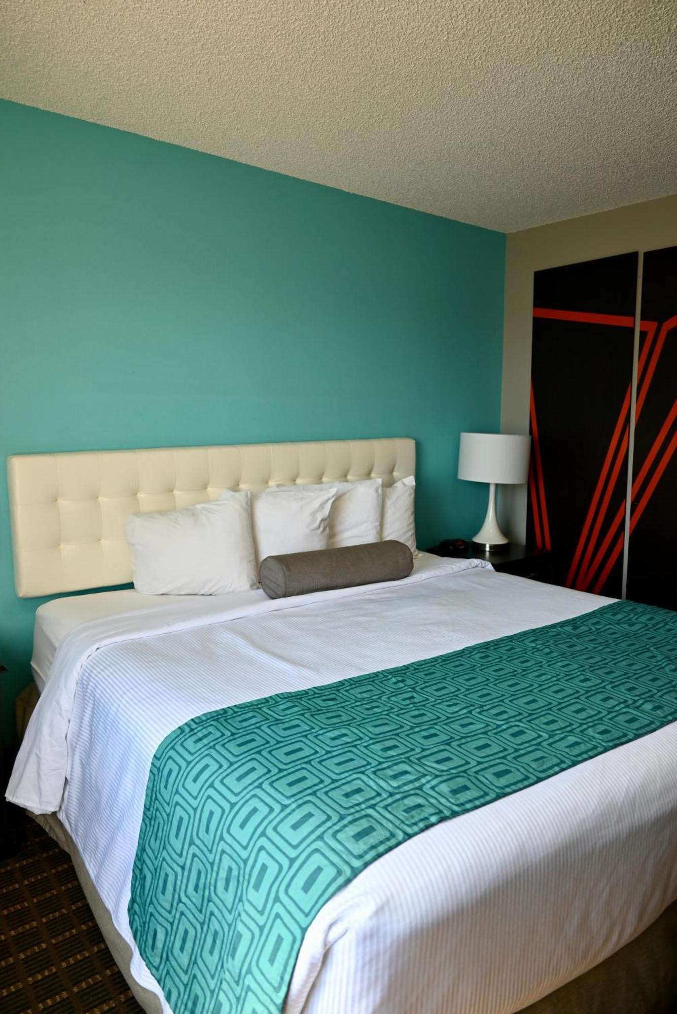 Howard Johnson By Wyndham Near Schlitterbahn New Braunfels Exterior photo